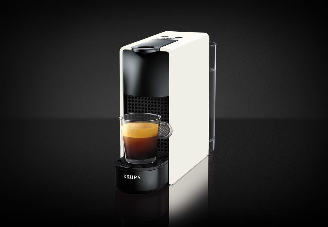 Nespresso Essenza Mini XN110B40 Coffee Machine - Shop Best Coffee